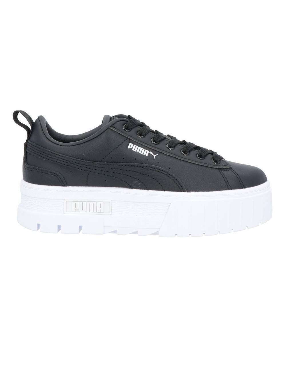 NWT Adidas Originals Sneakers in size 8